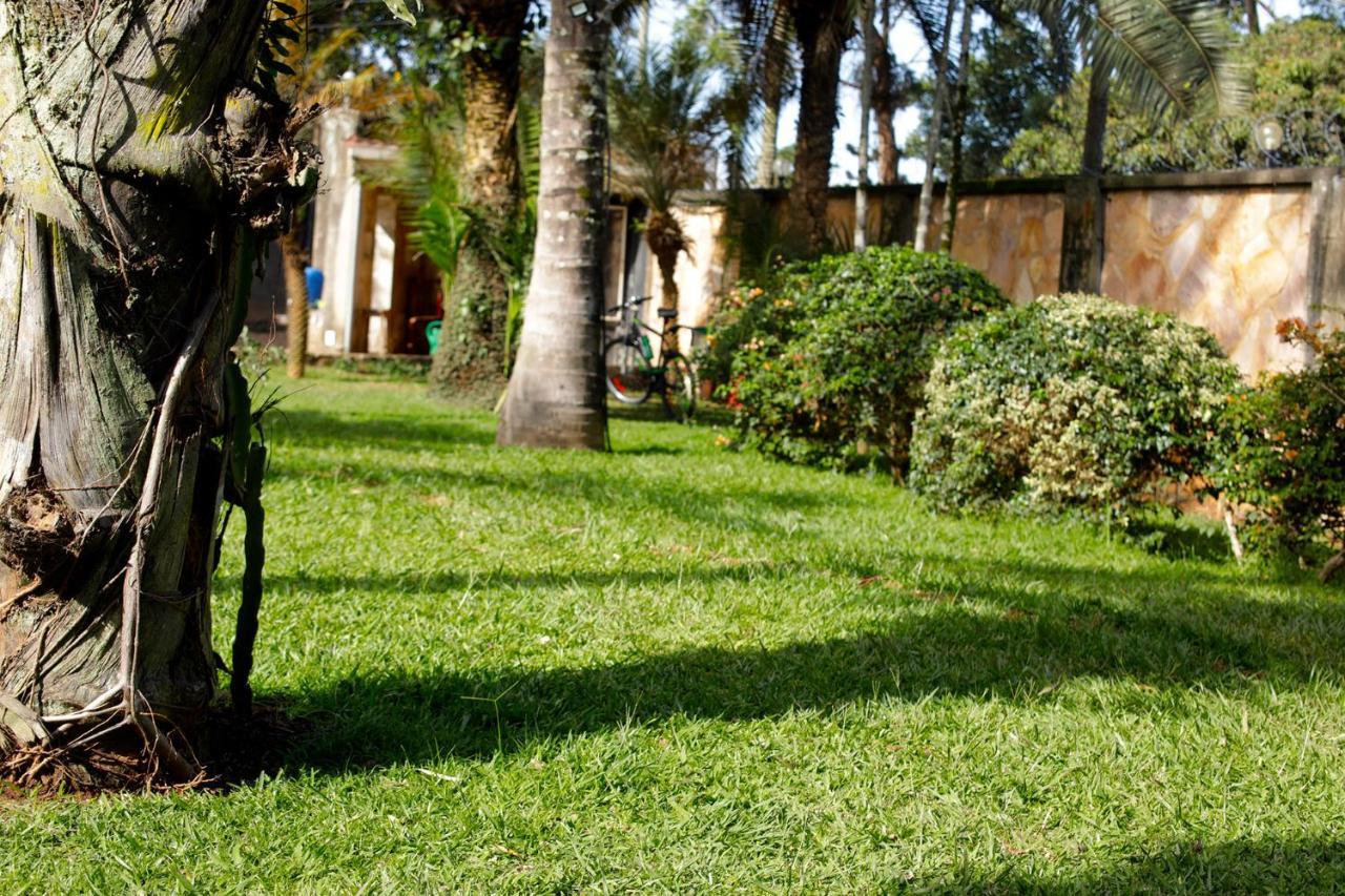 Entebbe Palm Hotel Eksteriør bilde