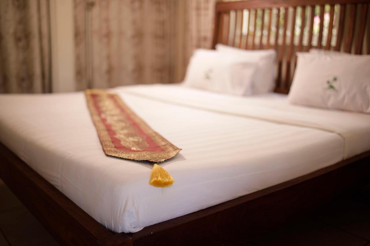Entebbe Palm Hotel Eksteriør bilde