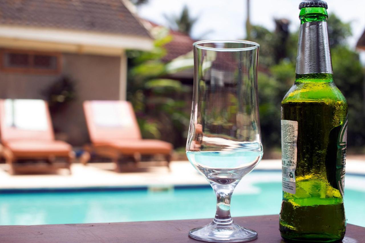 Entebbe Palm Hotel Eksteriør bilde