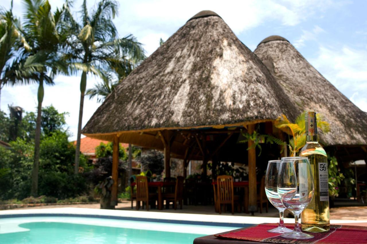 Entebbe Palm Hotel Eksteriør bilde