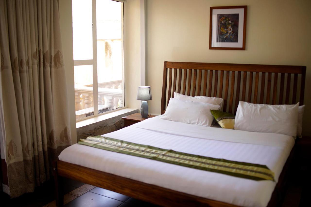 Entebbe Palm Hotel Eksteriør bilde