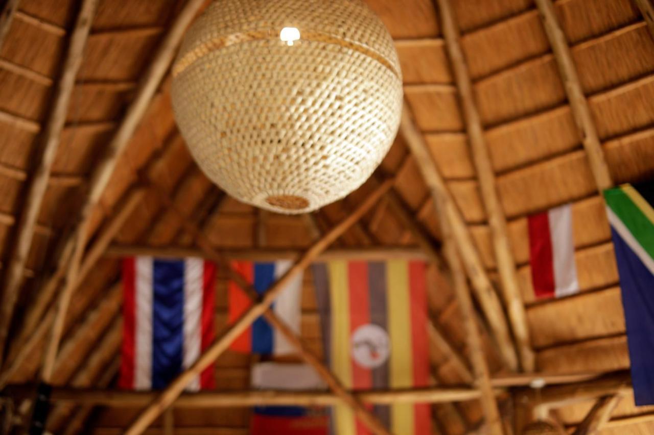 Entebbe Palm Hotel Eksteriør bilde