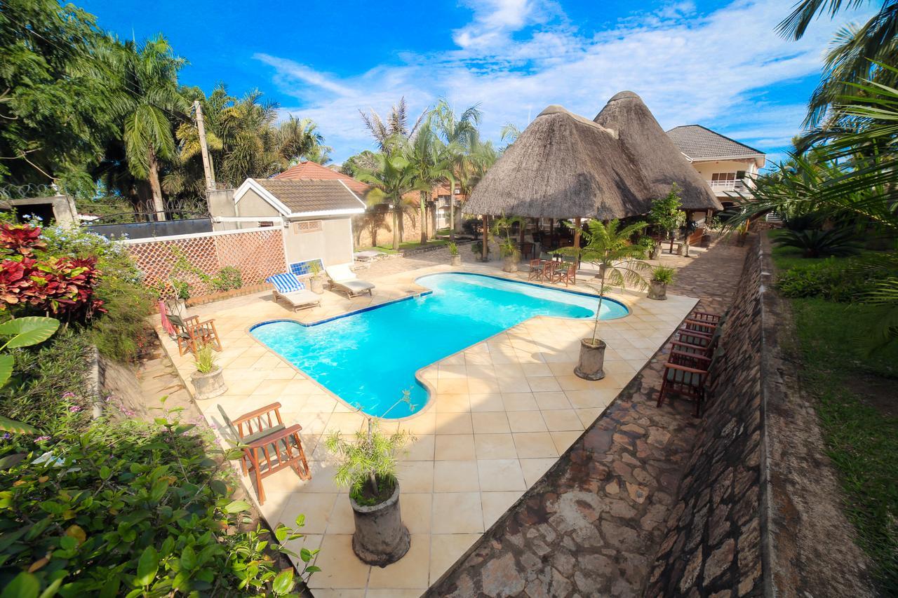 Entebbe Palm Hotel Eksteriør bilde