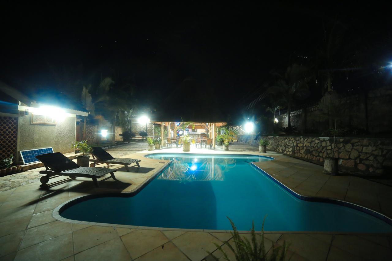 Entebbe Palm Hotel Eksteriør bilde