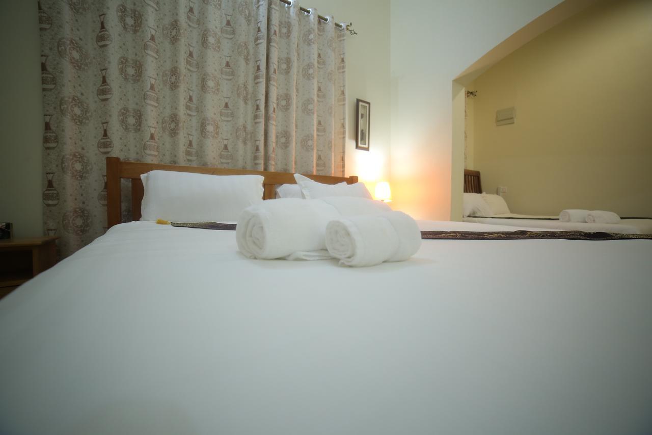 Entebbe Palm Hotel Eksteriør bilde